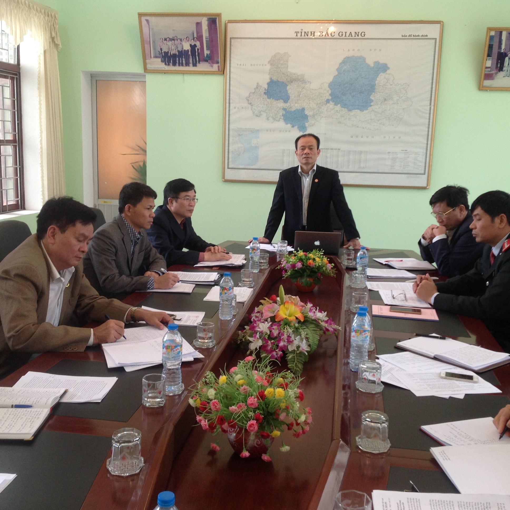 Phó Chủ tịch UBND tỉnh Lại Thanh Sơn làm việc với Thanh tra tỉnh